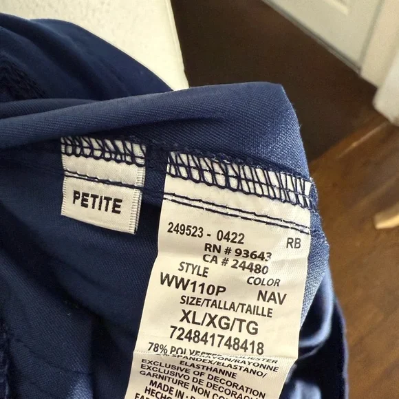 Cherokee Revolution Workwear in Deep Blue - Picture 6 of 6